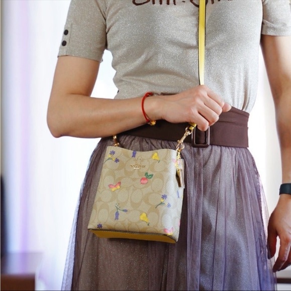 NEW COACH Mini Town Bucket Bag Vintage Rose - Picture 8 of 8